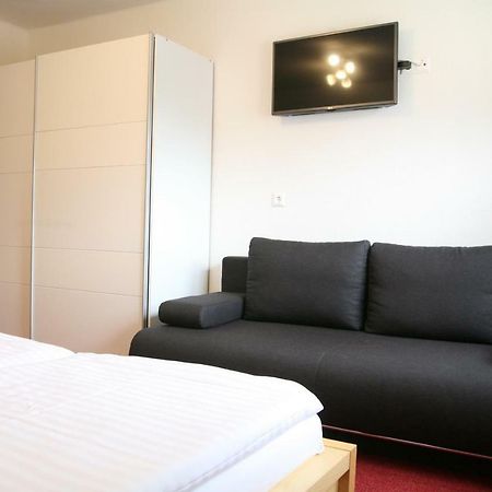 Apartment Koell ไอค์ ภายนอก รูปภาพ