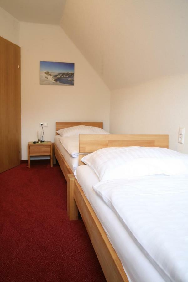 Apartment Koell ไอค์ ภายนอก รูปภาพ