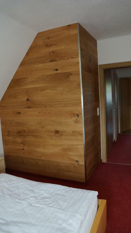 Apartment Koell ไอค์ ภายนอก รูปภาพ