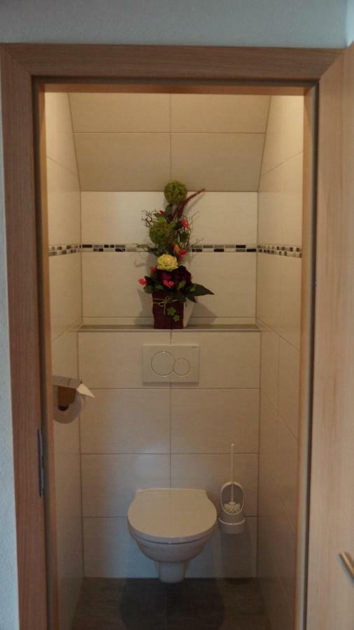 Apartment Koell ไอค์ ภายนอก รูปภาพ
