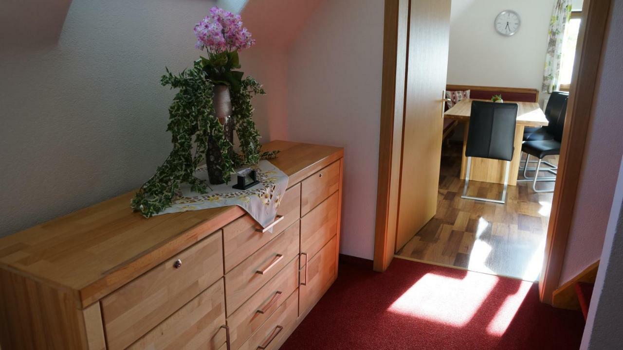Apartment Koell ไอค์ ภายนอก รูปภาพ