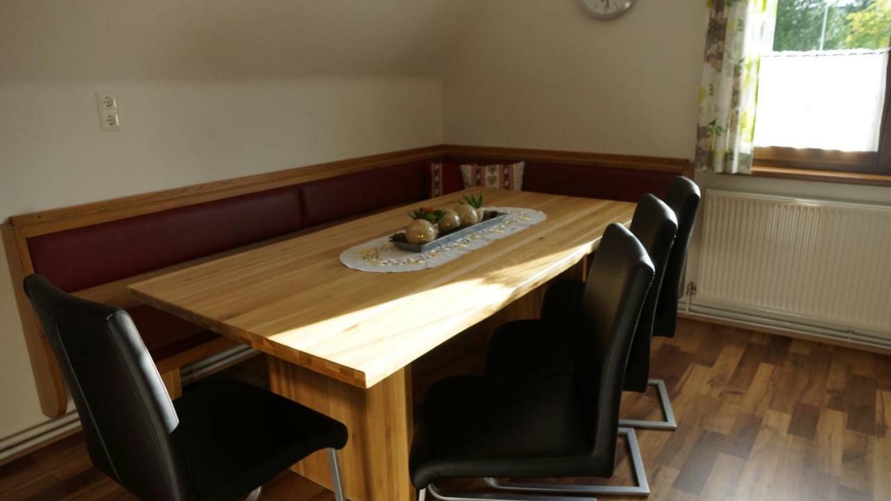 Apartment Koell ไอค์ ภายนอก รูปภาพ